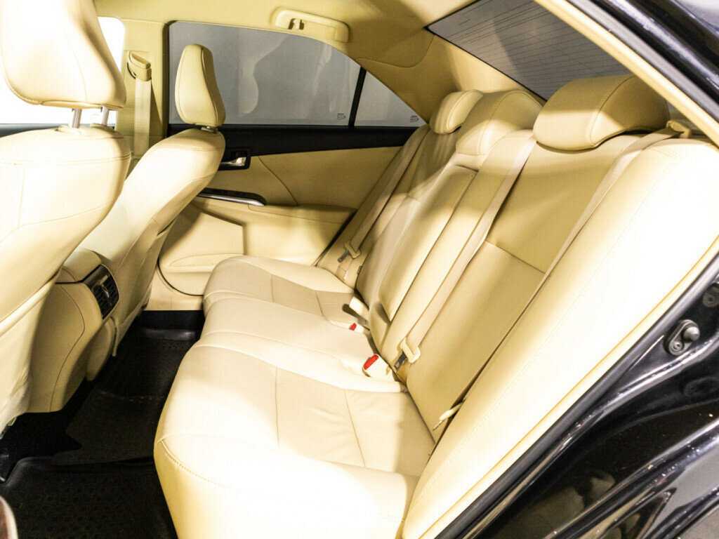 Toyota Camry 2017 года с пробегом. Фото: #8