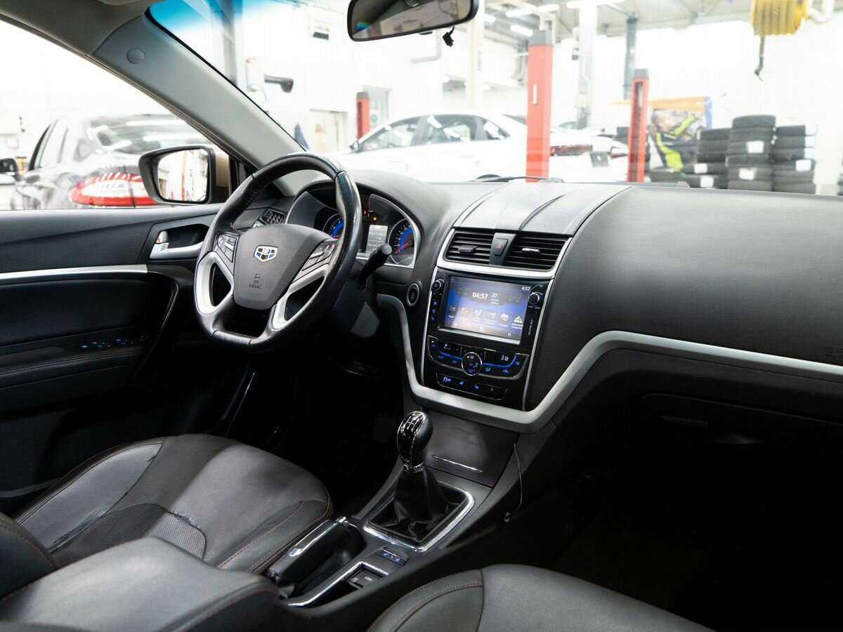 Geely Emgrand 7 2016 года с пробегом. Фото: #15