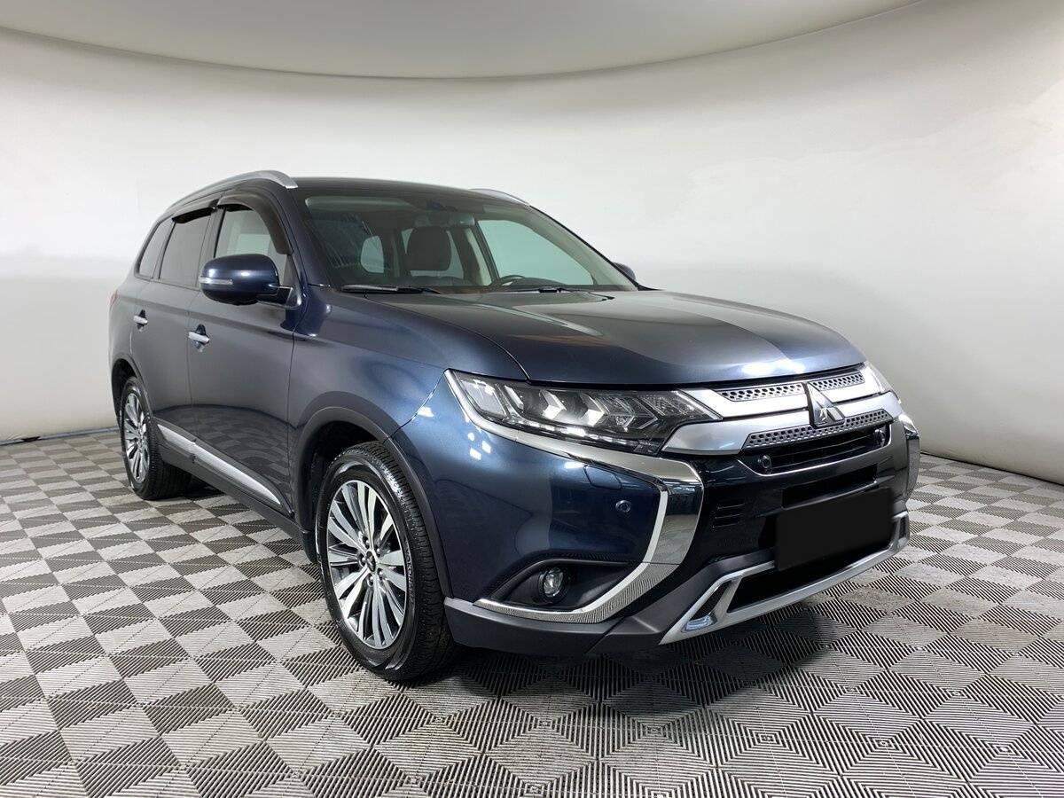 Mitsubishi Outlander 2020 года с пробегом. Фото: #2