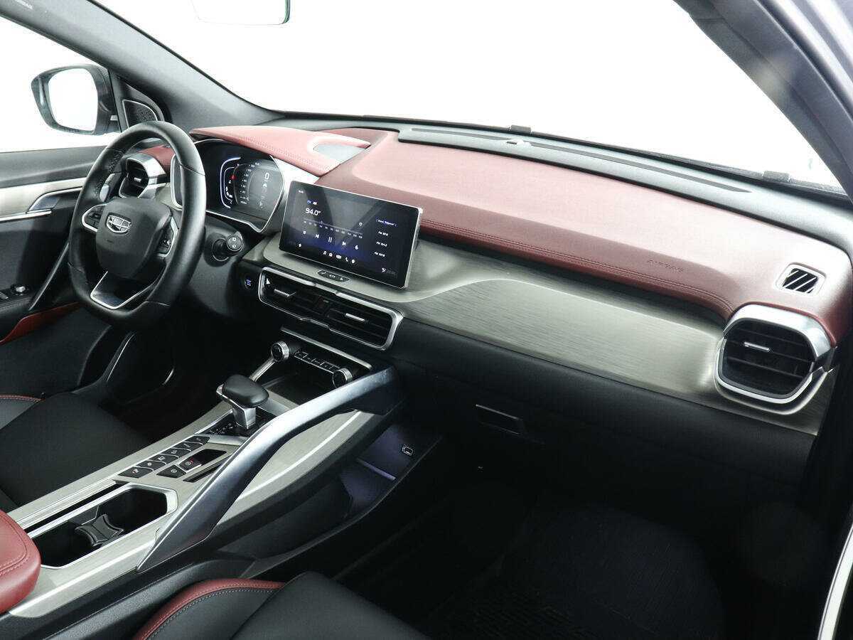 Geely Coolray 2022 года с пробегом. Фото: #9