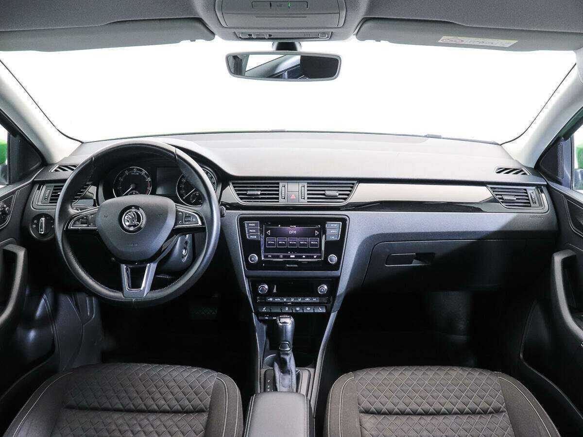 Skoda Rapid 2017 года с пробегом. Фото: #10