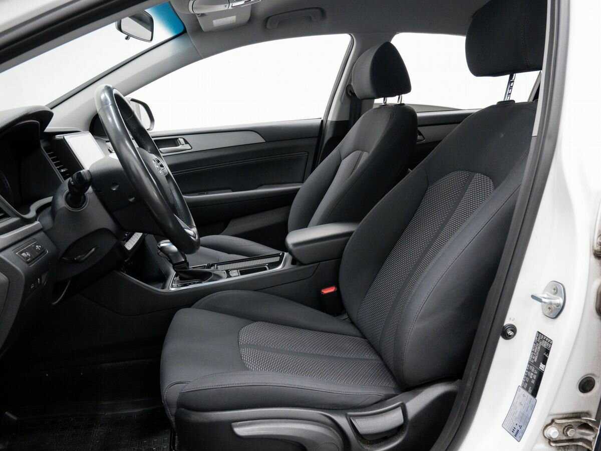 Hyundai Sonata 2019 года с пробегом. Фото: #13