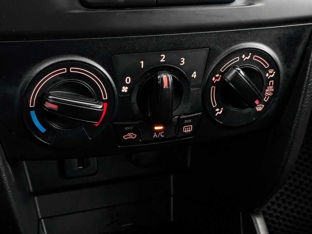 Suzuki Vitara 2019 года с пробегом. Фото: #20