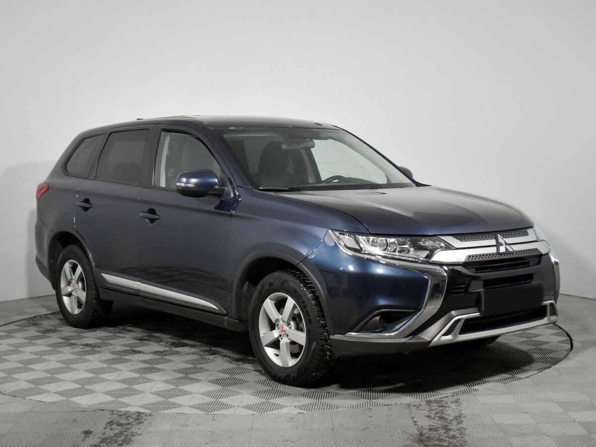 Mitsubishi Outlander 2019 года с пробегом. Фото: #2