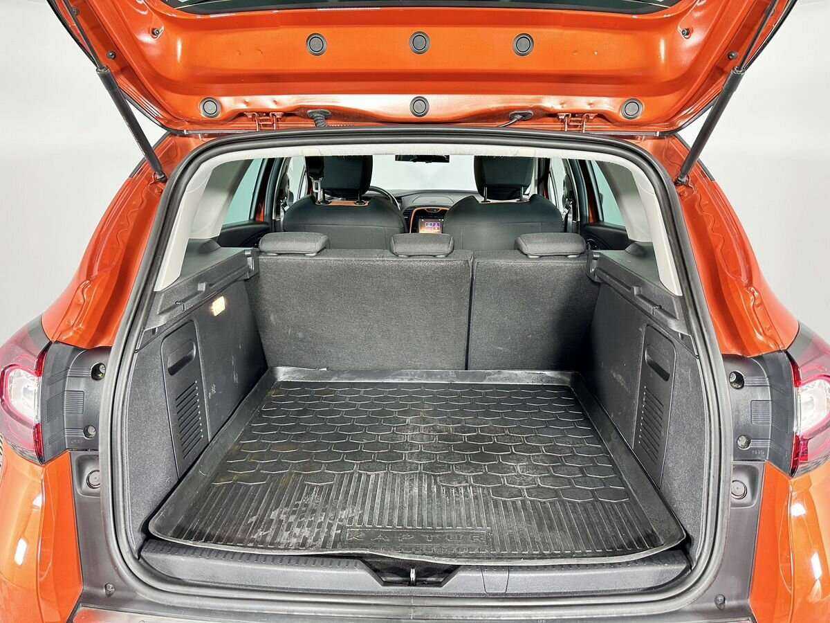 Renault Kaptur 2016 года с пробегом. Фото: #16