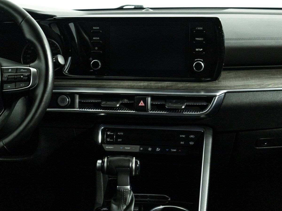 Kia K5 2020 года с пробегом. Фото: #14