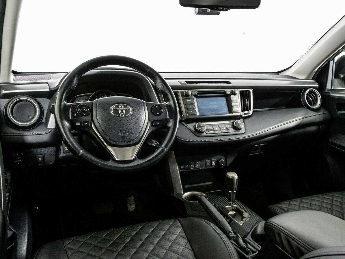 Toyota RAV4 2014 года с пробегом. Фото: #9
