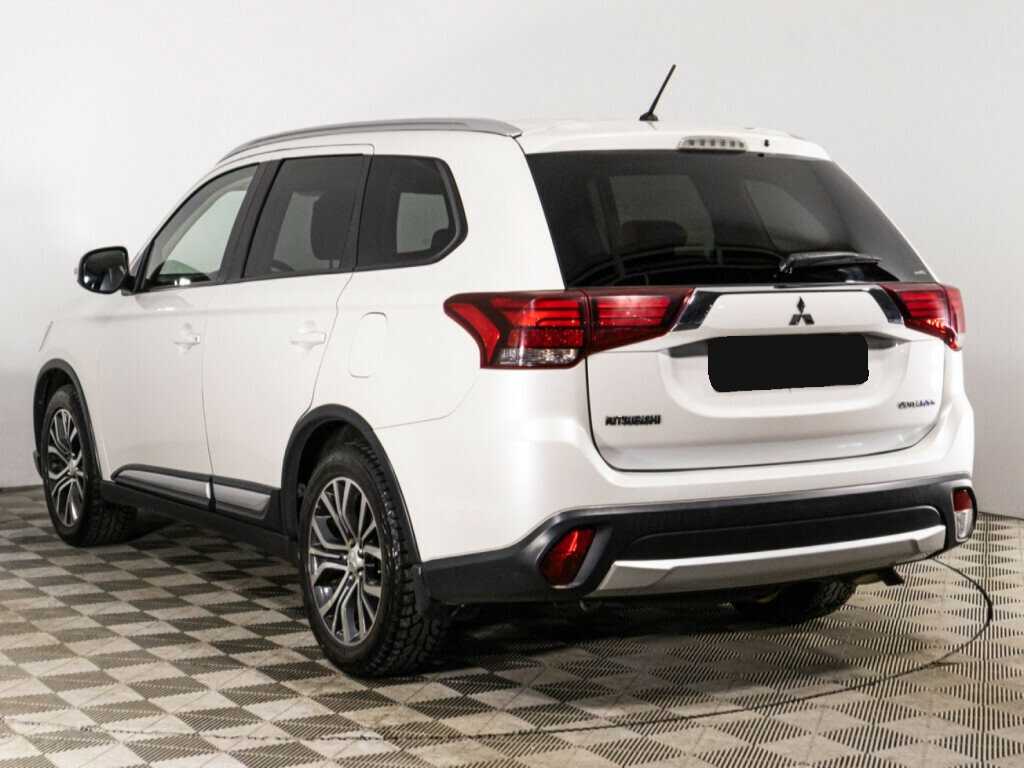 Mitsubishi Outlander 2016 года с пробегом. Фото: #6