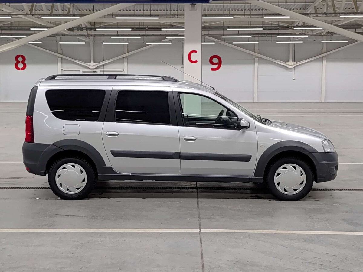 Lada (ВАЗ) Largus 2019 года с пробегом. Фото: #3