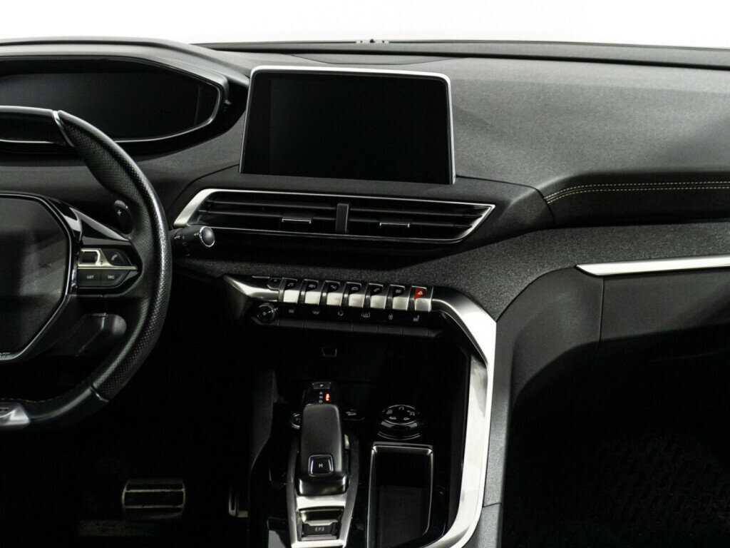 Peugeot 3008 2017 года с пробегом. Фото: #13
