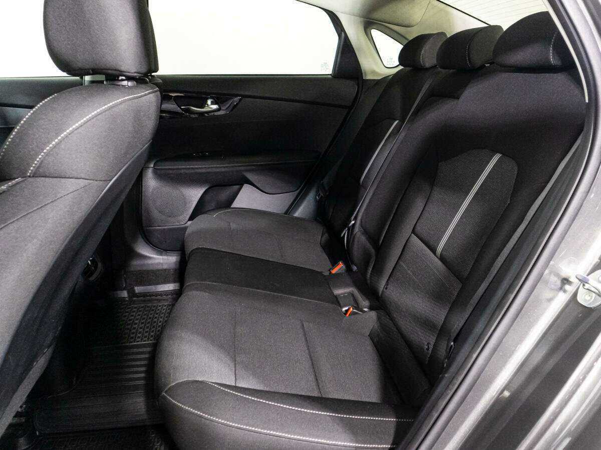 Kia Cerato 2020 года с пробегом. Фото: #9