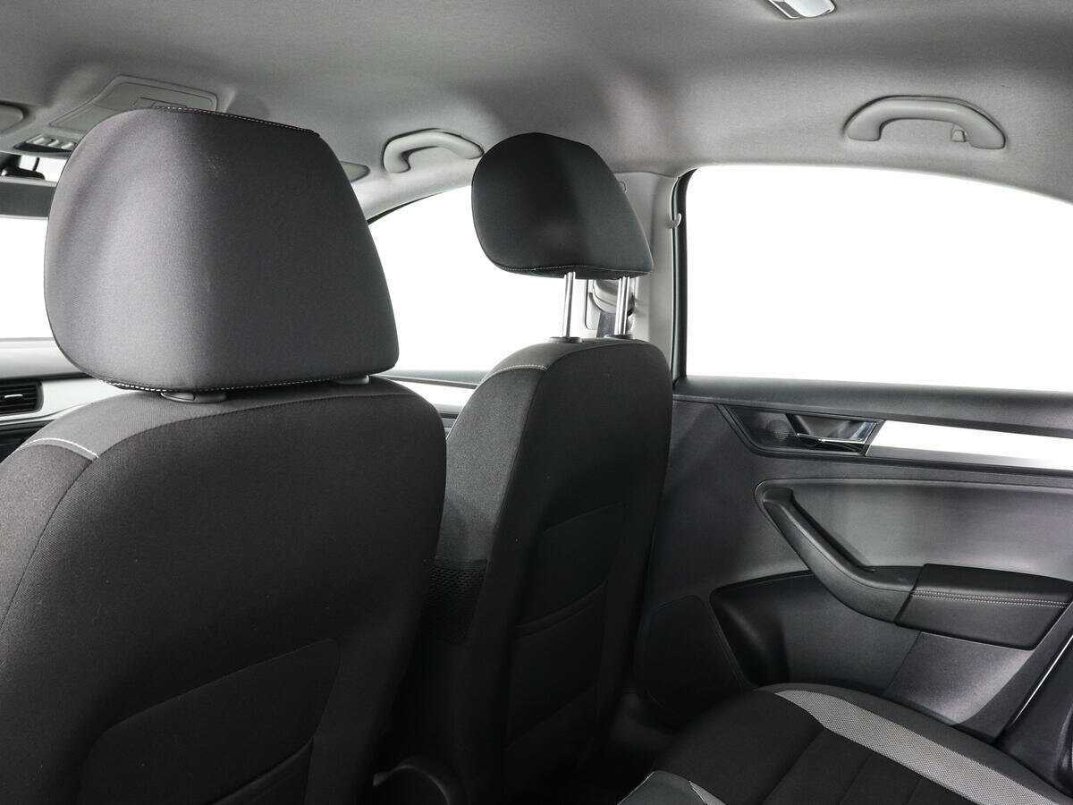 Skoda Rapid 2018 года с пробегом. Фото: #11