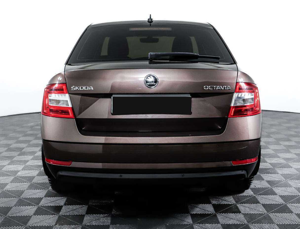 Skoda Octavia 2018 года с пробегом. Фото: #5