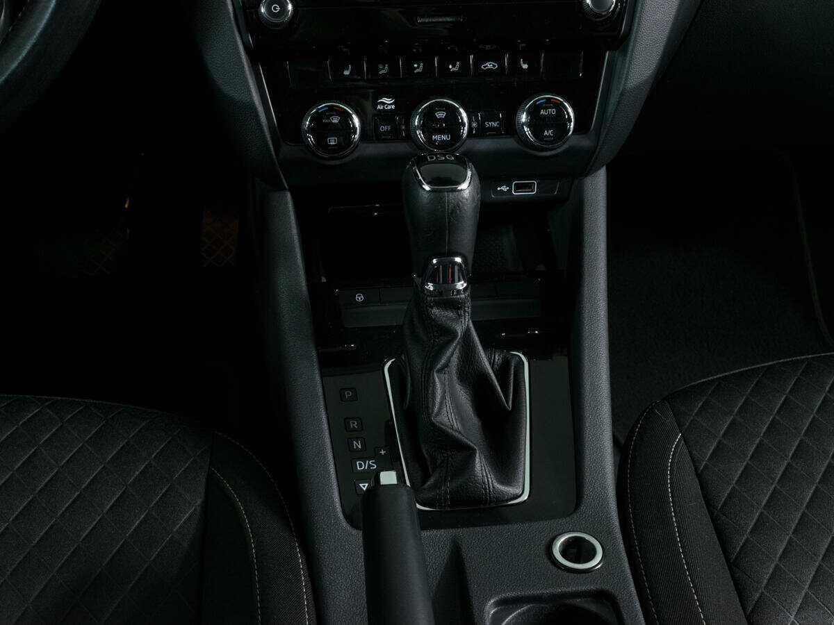 Skoda Octavia 2017 года с пробегом. Фото: #10