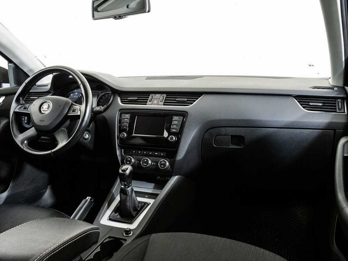 Skoda Octavia 2015 года с пробегом. Фото: #6