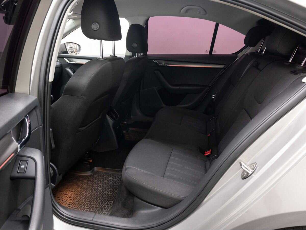 Skoda Octavia 2017 года с пробегом. Фото: #8