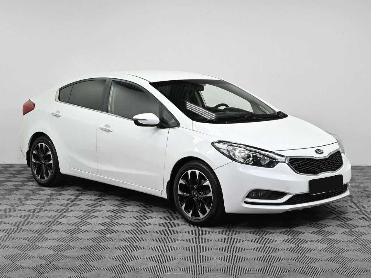 Kia Cerato 2015 года с пробегом. Фото: #2