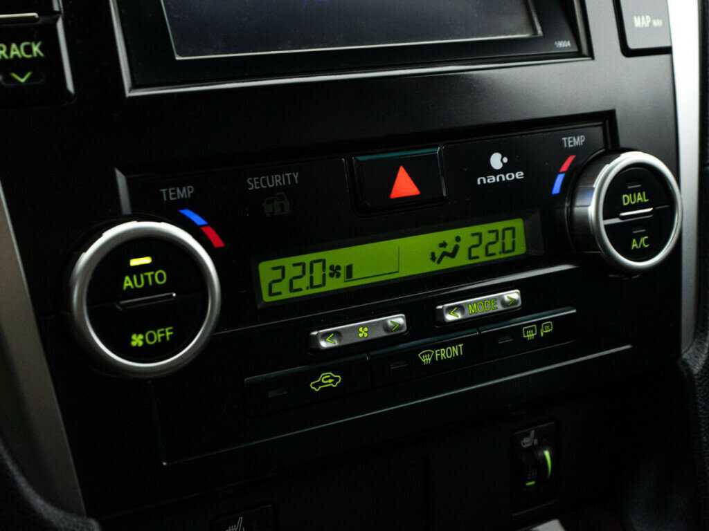 Toyota Camry 2012 года с пробегом. Фото: #16