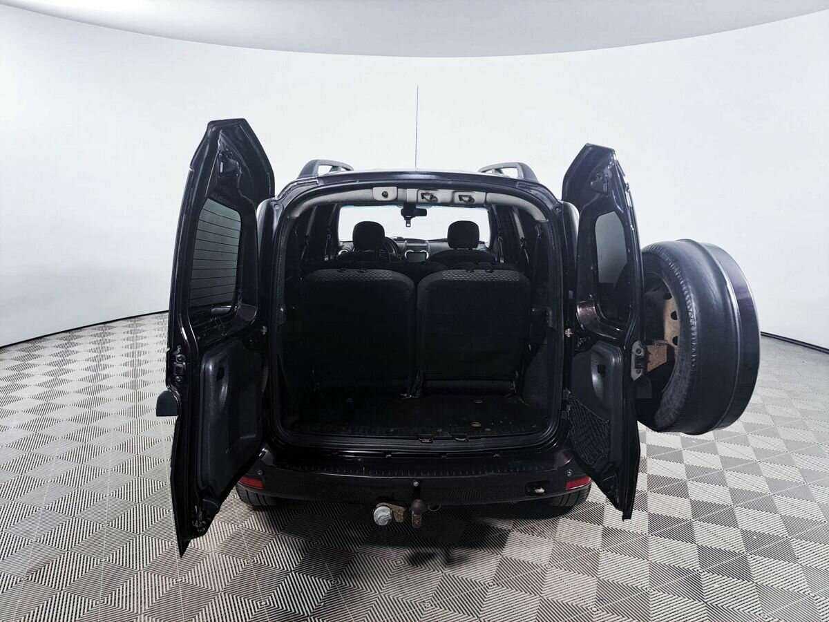 Lada (ВАЗ) Largus 2015 года с пробегом. Фото: #9