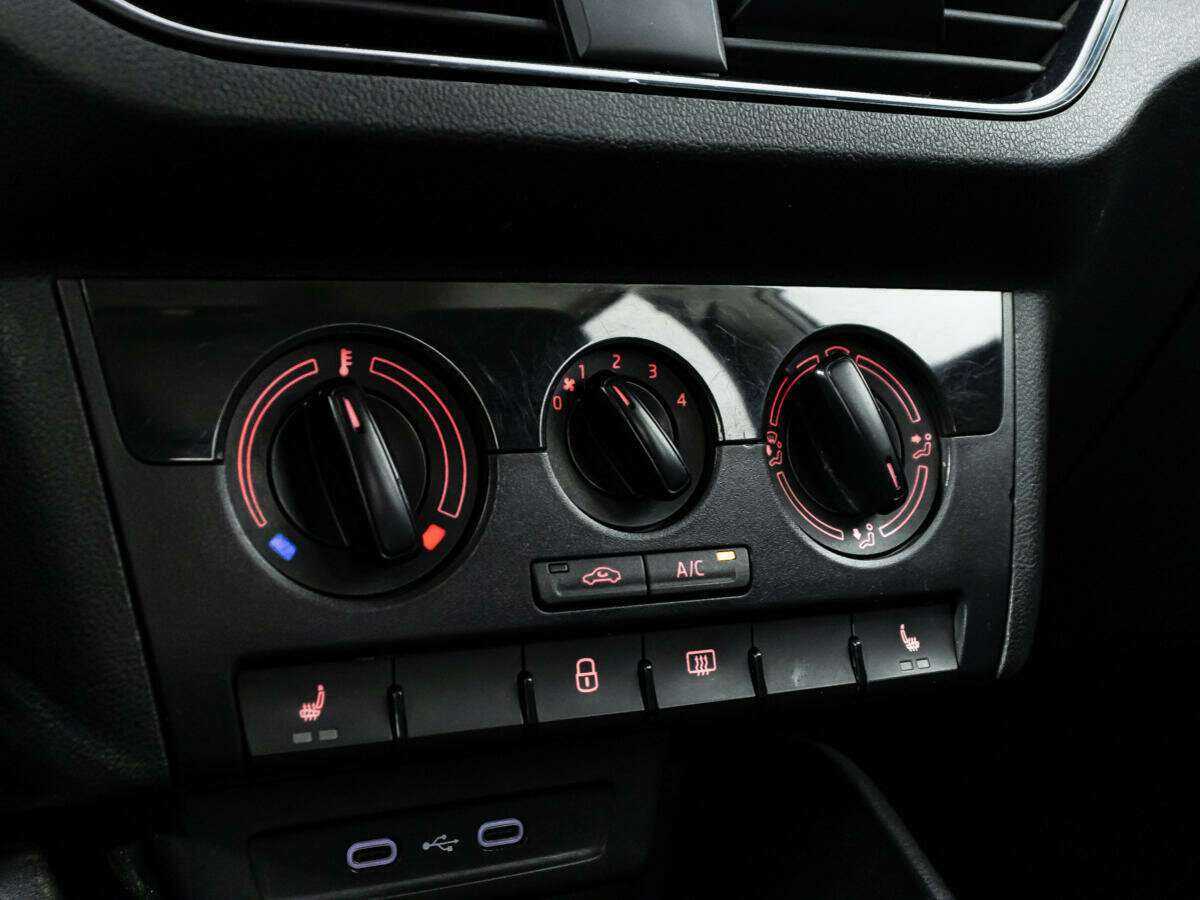 Volkswagen Polo 2021 года с пробегом. Фото: #13