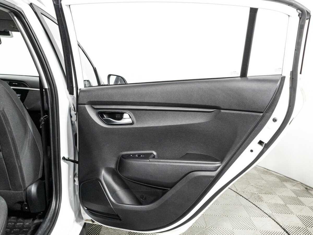 Kia Rio 2021 года с пробегом. Фото: #24