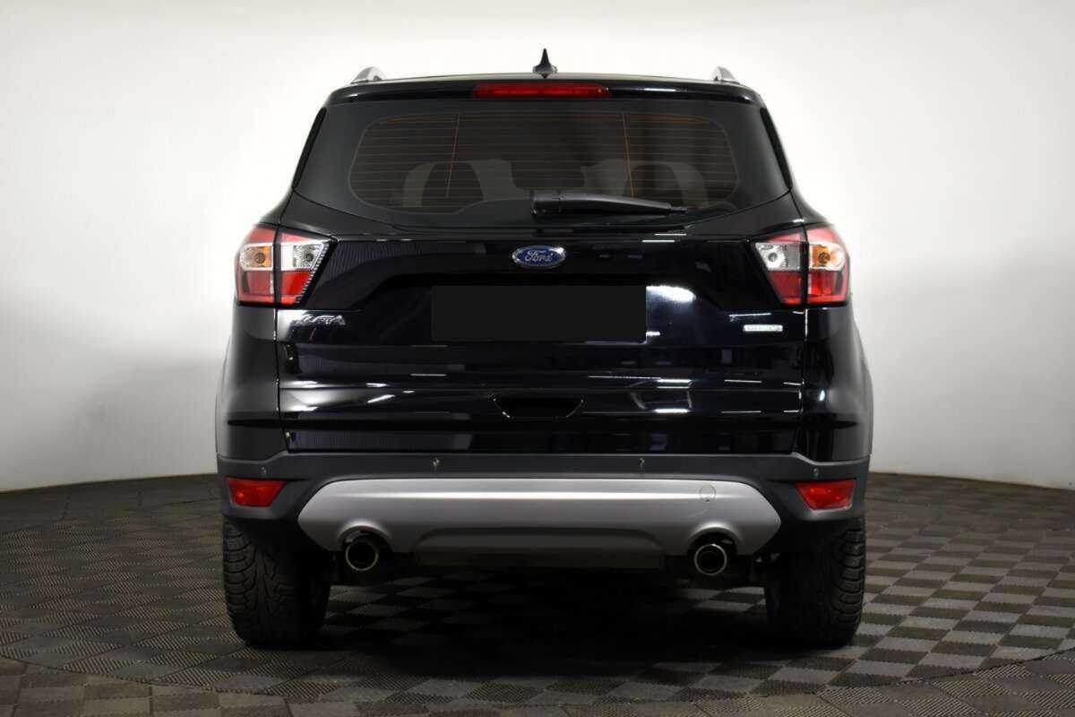 Ford Kuga 2017 года с пробегом. Фото: #4