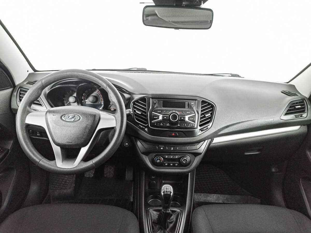 Lada (ВАЗ) Vesta 2017 года с пробегом. Фото: #11