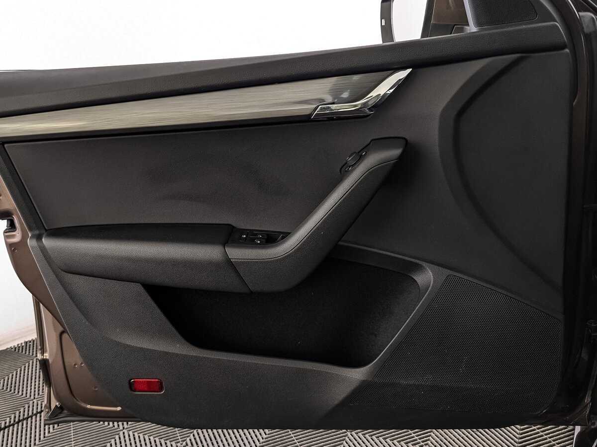 Skoda Octavia 2020 года с пробегом. Фото: #16