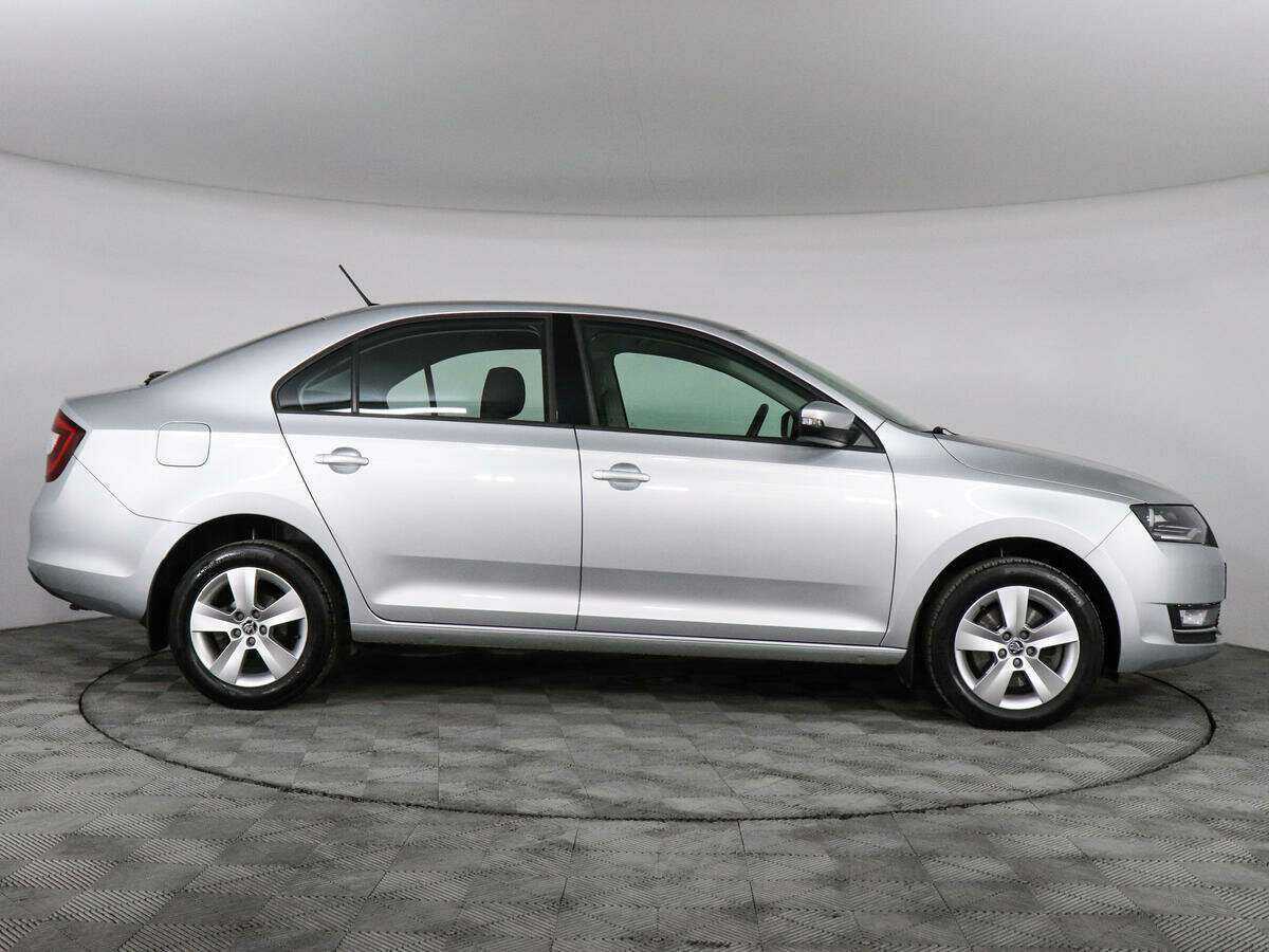 Skoda Rapid 2019 года с пробегом. Фото: #3