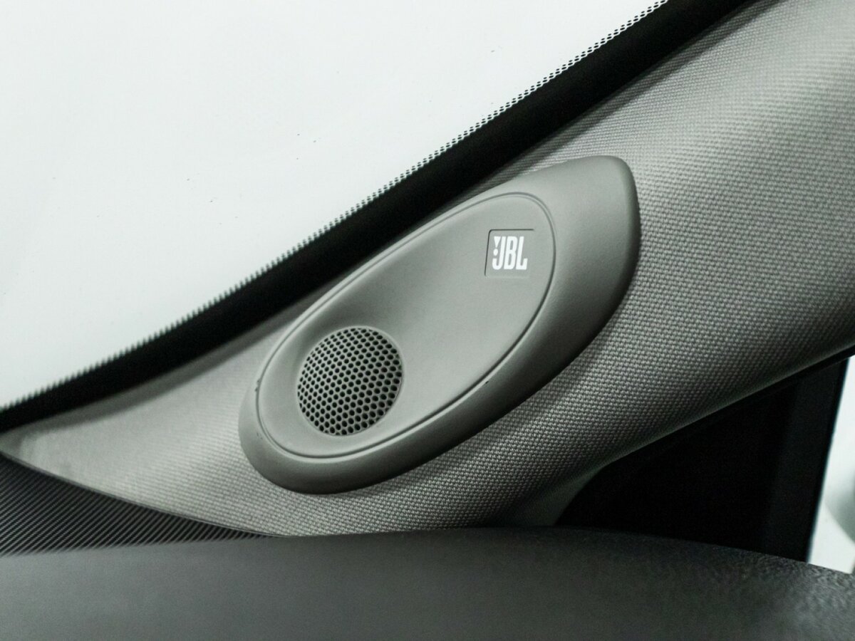 Toyota Camry 2021 года с пробегом. Фото: #23