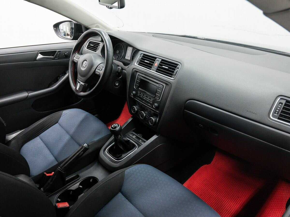 Volkswagen Jetta 2013 года с пробегом. Фото: #6