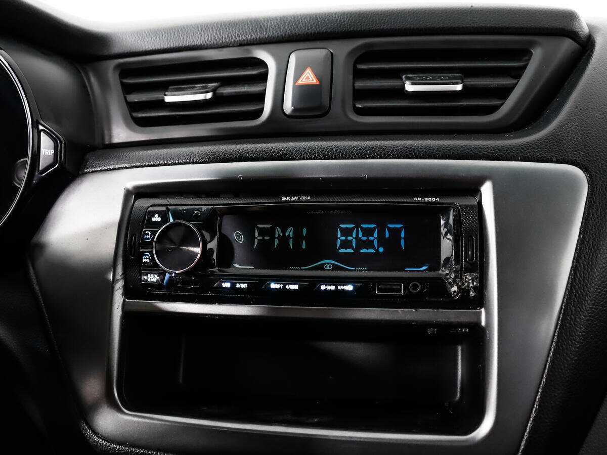 Kia Rio 2012 года с пробегом. Фото: #12