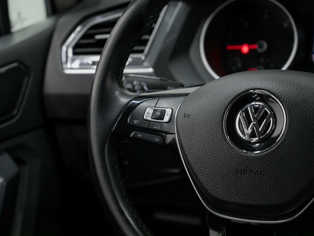 Volkswagen Tiguan 2018 года с пробегом. Фото: #12