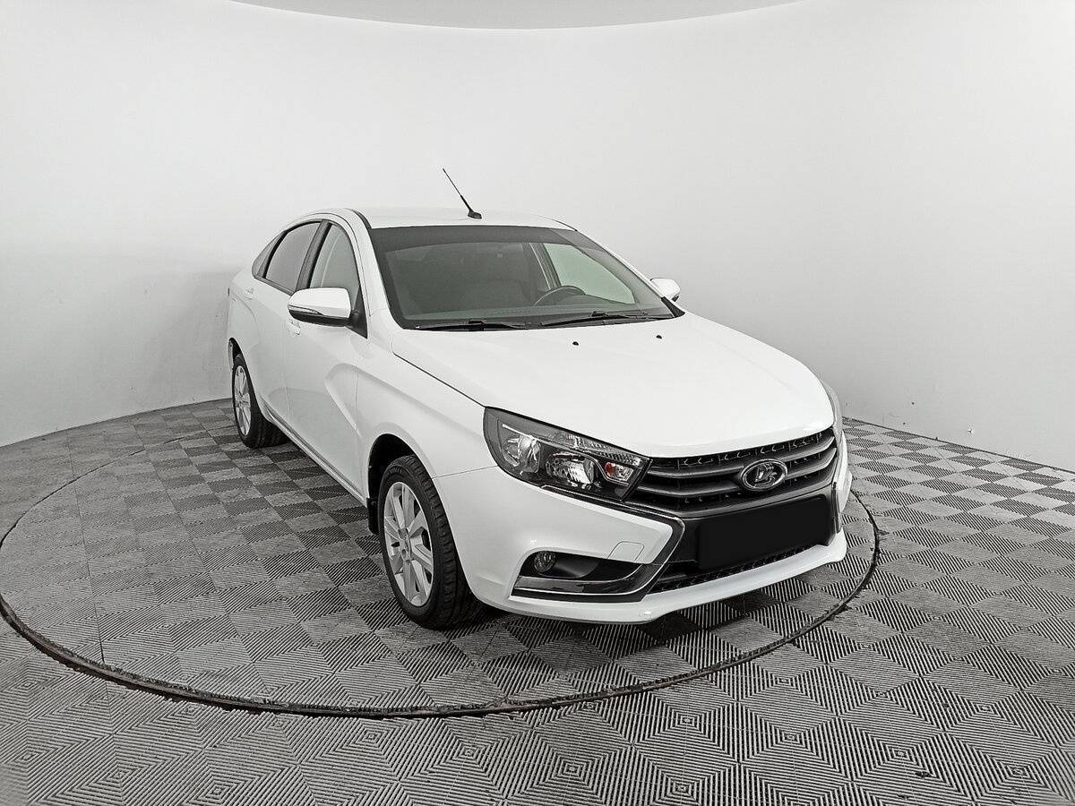 Lada (ВАЗ) Vesta 2021 года с пробегом. Фото: #2