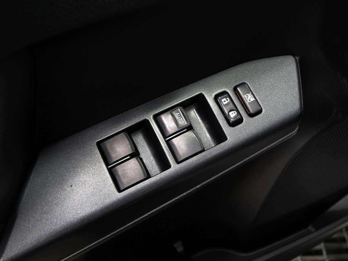 Toyota RAV4 2017 года с пробегом. Фото: #12