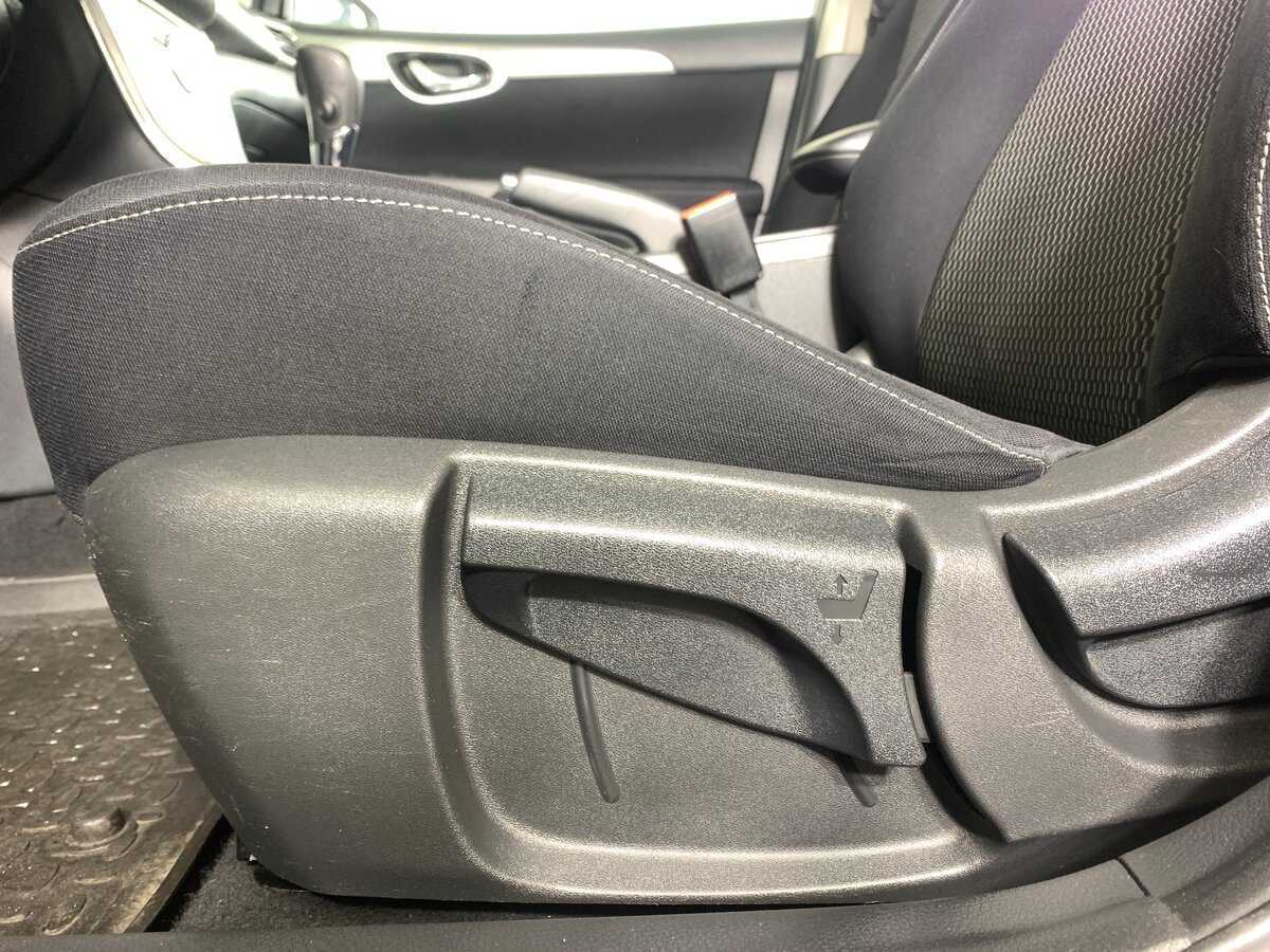 Nissan Tiida 2015 года с пробегом. Фото: #16