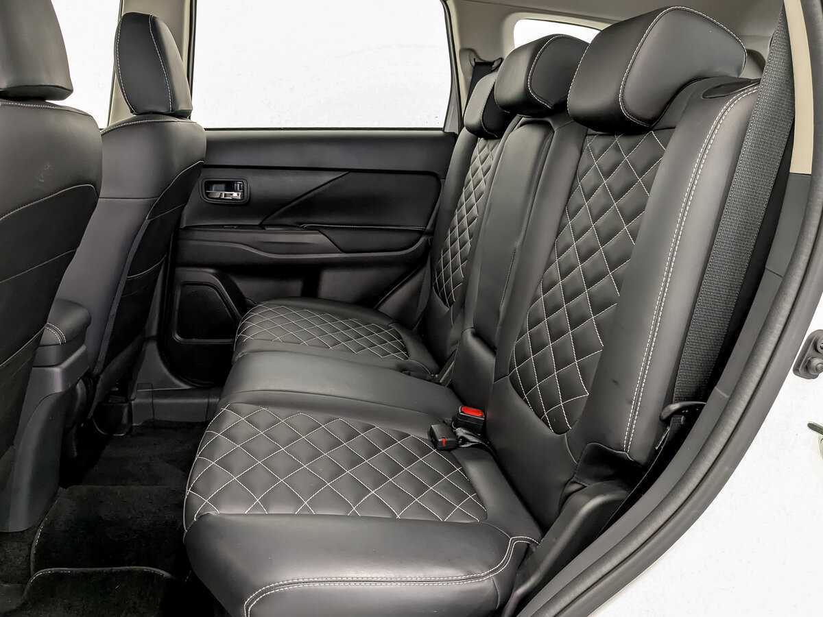 Mitsubishi Outlander 2022 года с пробегом. Фото: #11