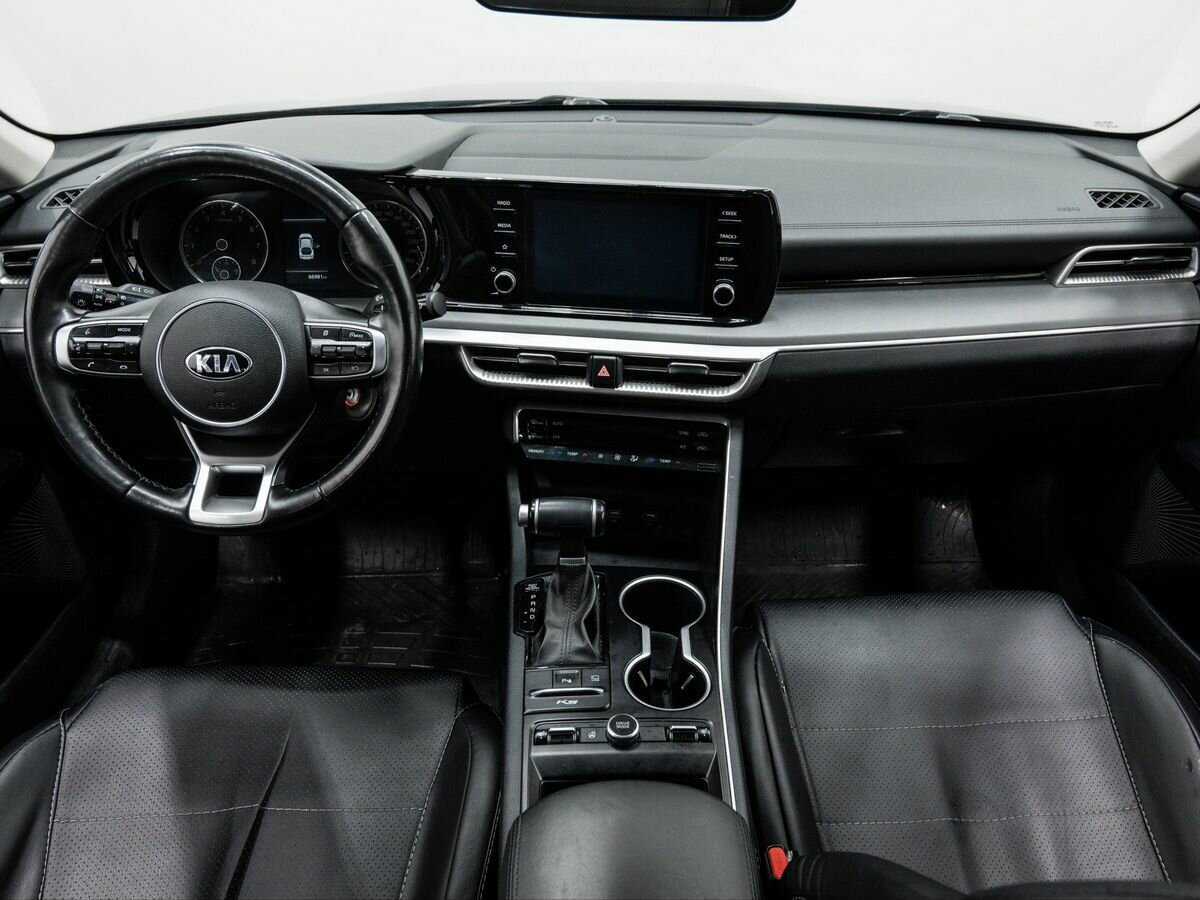 Kia K5 2021 года с пробегом. Фото: #11
