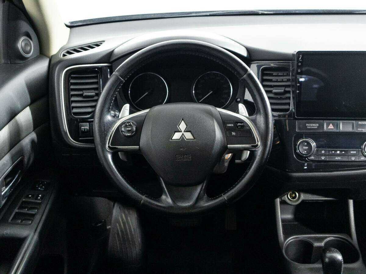 Mitsubishi Outlander 2013 года с пробегом. Фото: #14