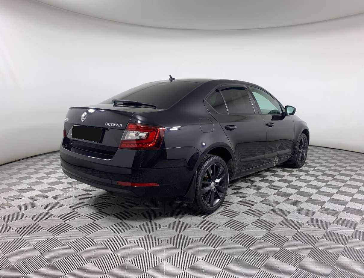 Skoda Octavia 2018 года с пробегом. Фото: #4