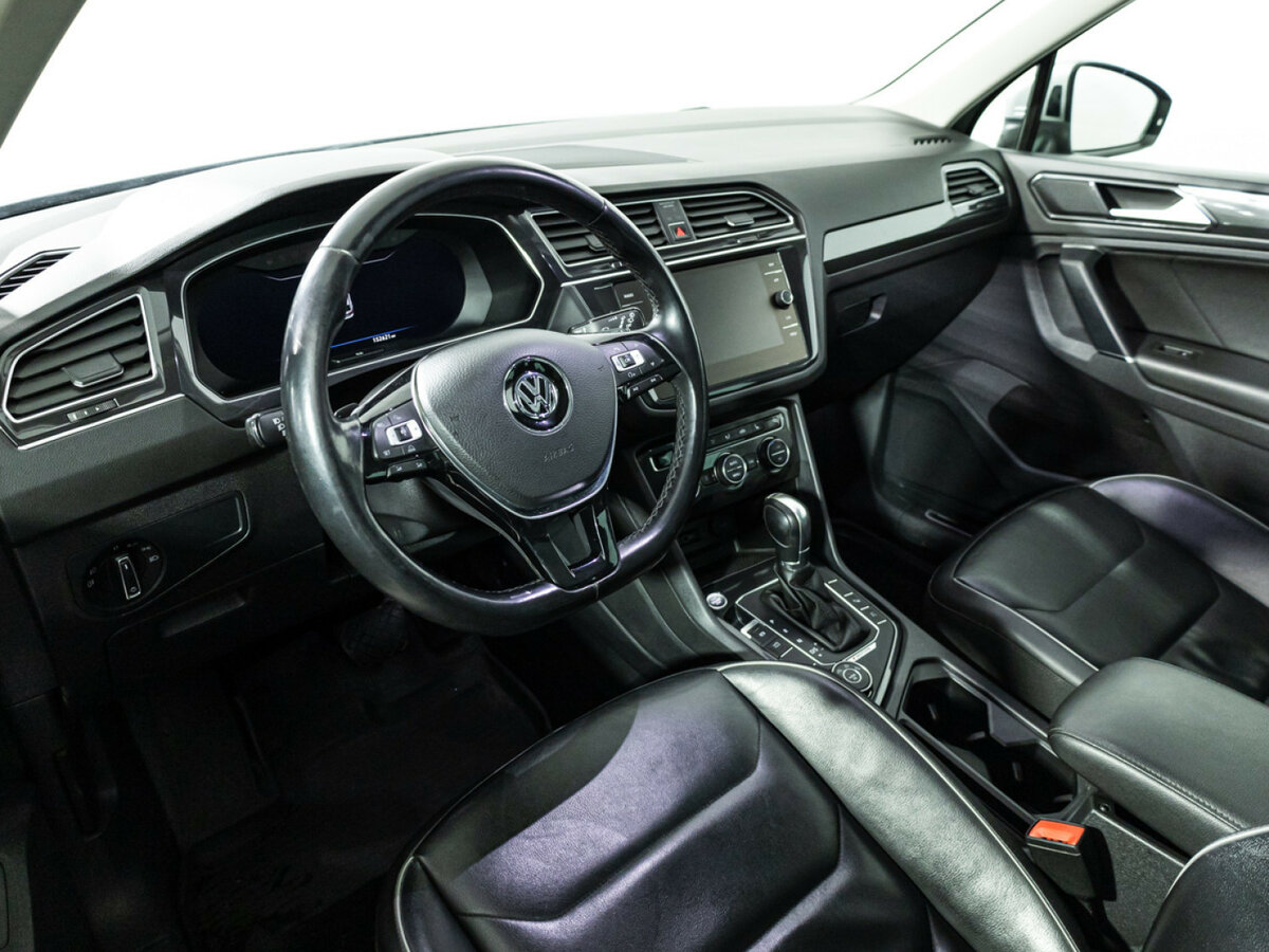 Volkswagen Tiguan 2018 года с пробегом. Фото: #10