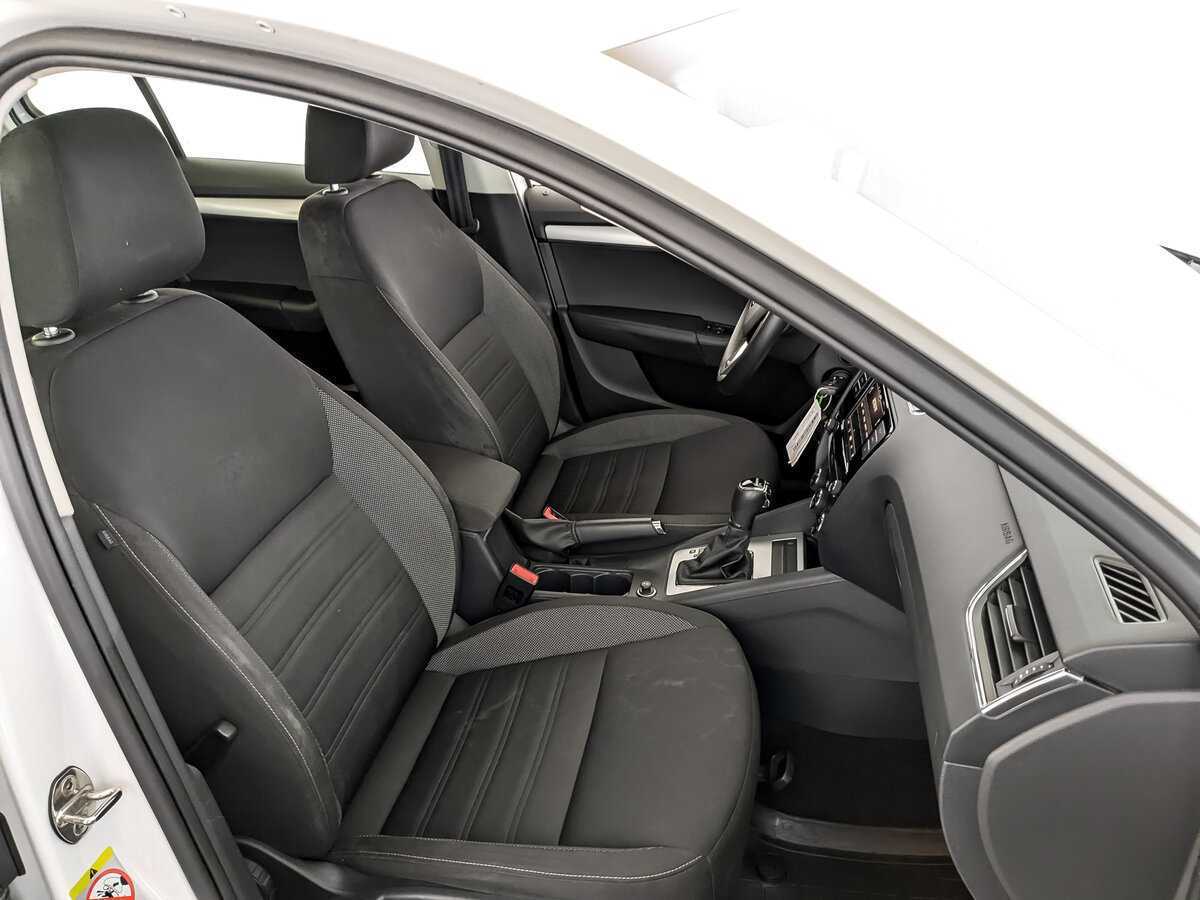 Skoda Octavia 2018 года с пробегом. Фото: #22