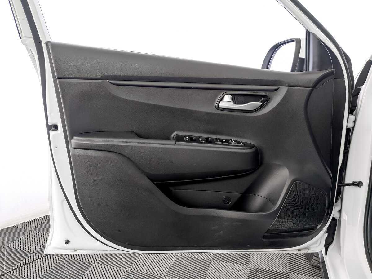 Kia Rio 2019 года с пробегом. Фото: #18