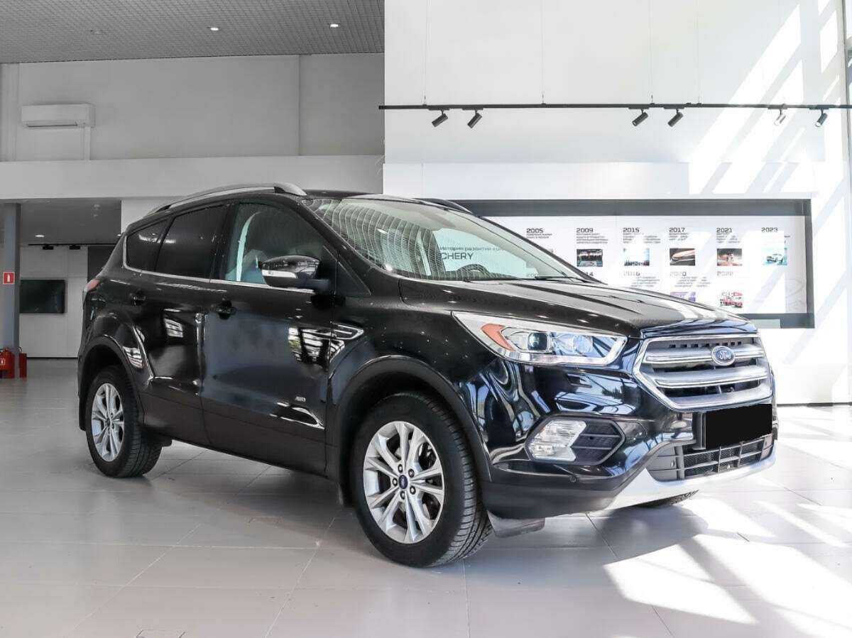 Ford Kuga 2016 года с пробегом. Фото: #2