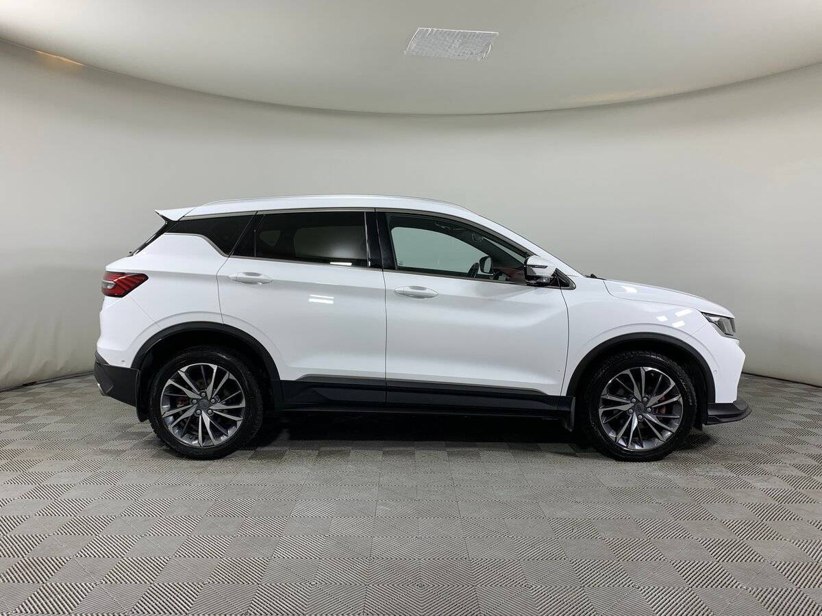 Geely Coolray 2020 года с пробегом. Фото: #3