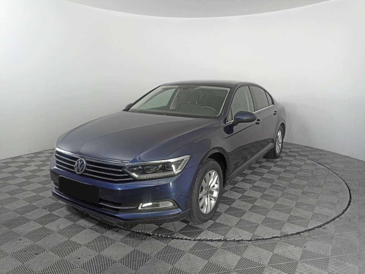 Volkswagen Passat 2016 года с пробегом. Фото: #0