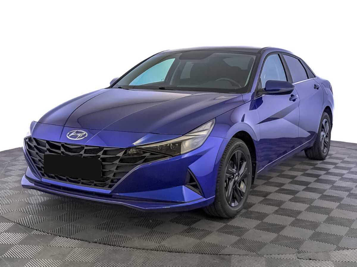 Hyundai Elantra 2021 года с пробегом. Посмотреть фото