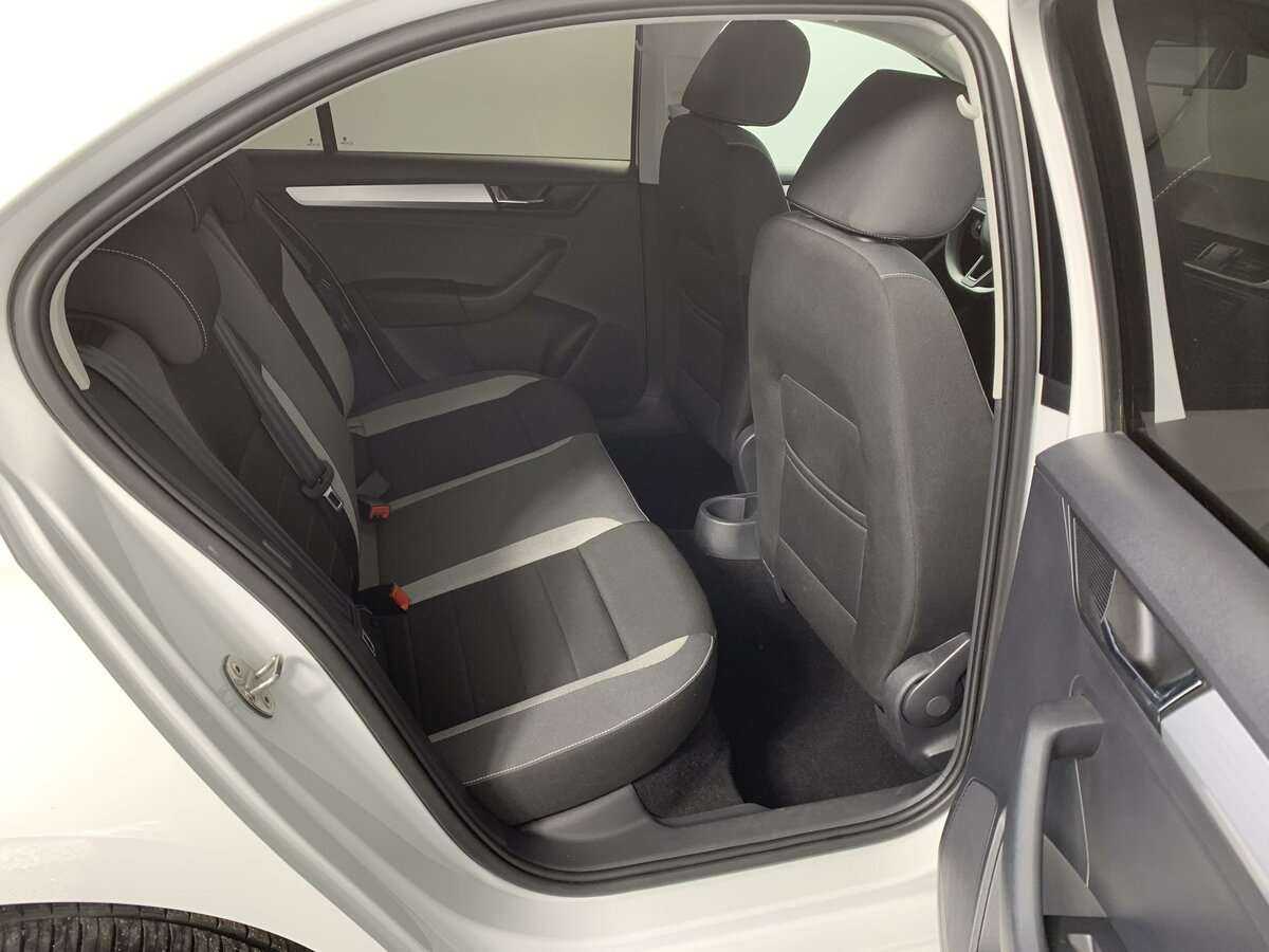 Skoda Rapid 2019 года с пробегом. Фото: #17