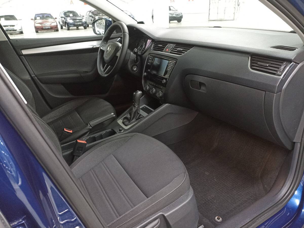 Skoda Octavia 2017 года с пробегом. Фото: #10