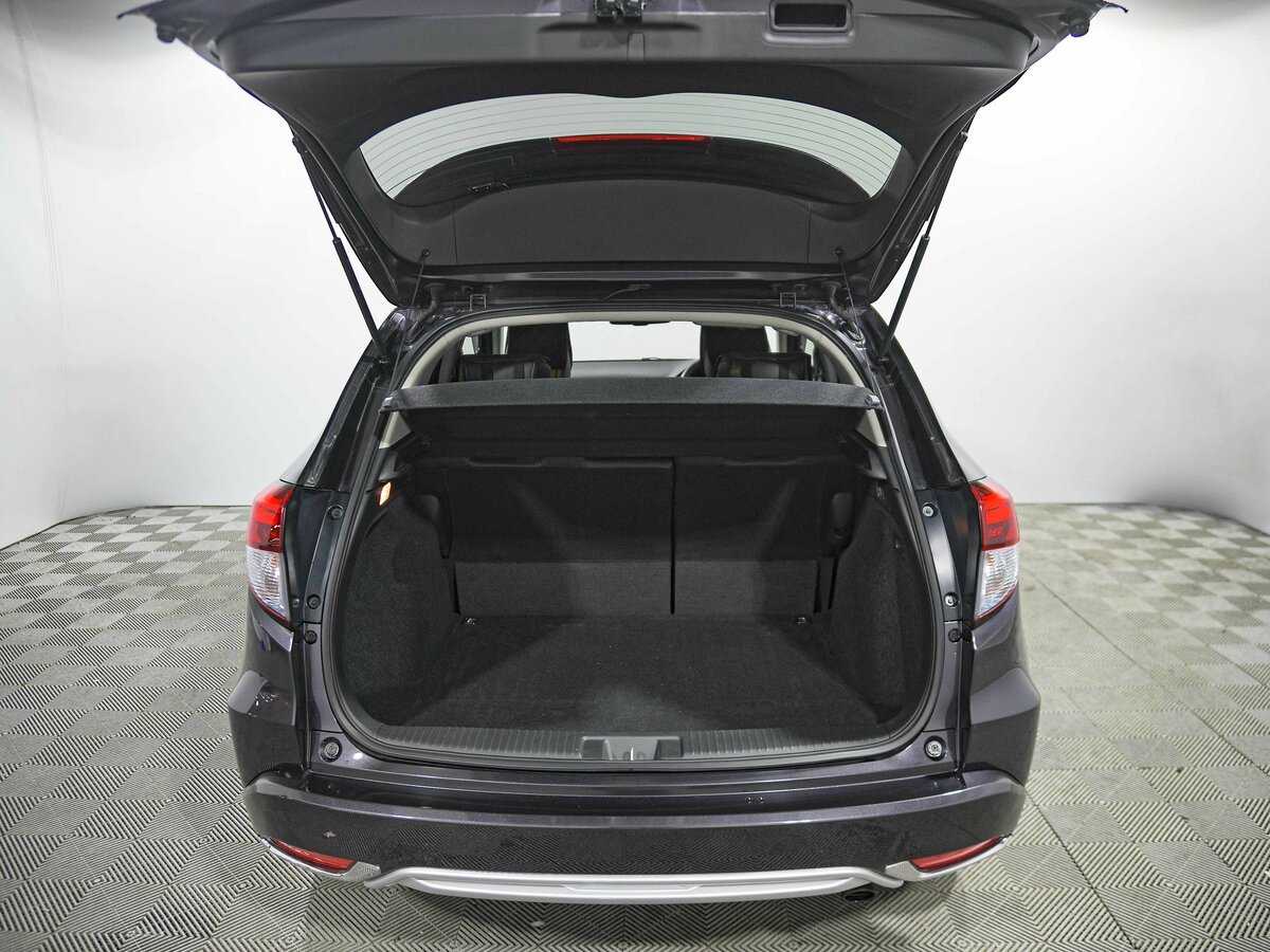 Honda Vezel 2014 года с пробегом. Фото: #16